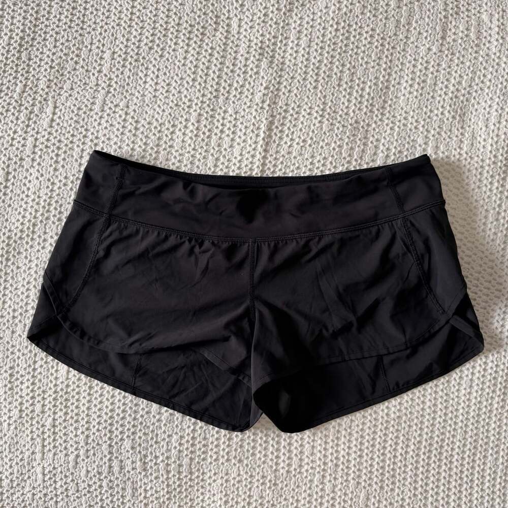 Lululemon Speed Up Low-Rise Short 2.5" - Black - Size 10